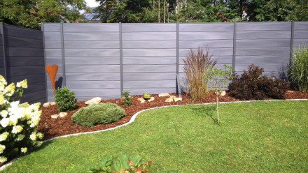 planeo Solid Grande - recinzione da giardino premium stone grey